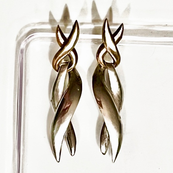 Signed, Taxco Vintage 2 tone Sterling Silver & Gold Wash Modernist Earrings - Picture 1 of 6